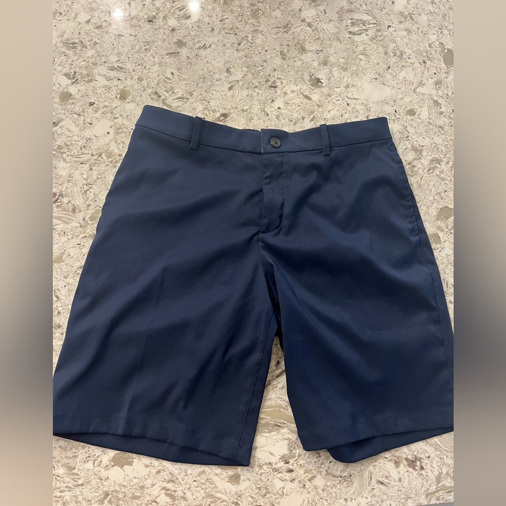 Men’s Nike Dri Fit Shorts Size 34 Color Navy Blue